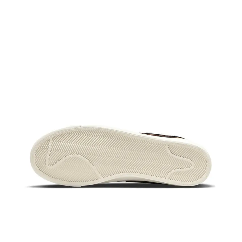 Nike Blazer Low 77 Black Natural Removable Swoosh-5