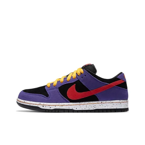 Nike SB Dunk Low ACG Terra