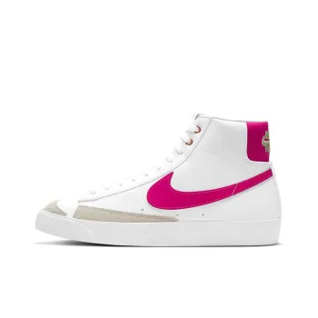 Nike Blazer Mid World Tour