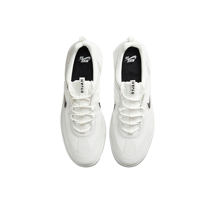 Nike nyjah free white black best sale