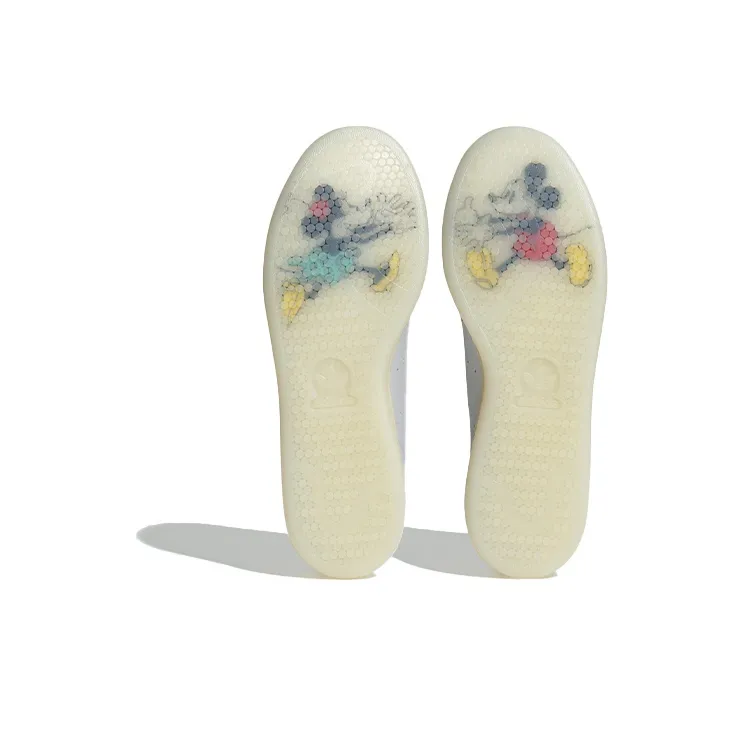Adidas Superstar Disney Mickey And Minnie Holding Hands-5