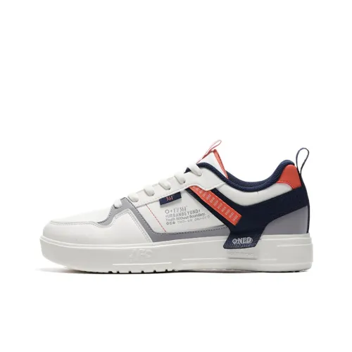 361° Wear Resistant Slip Resistant Low Top Skateboard Shoes Men's White Black Orange