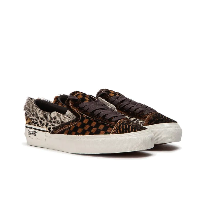Vans Slip-on Cap LX Cut And Paste Animal Pack Non-slip Lightweight Low-Top Skateboard Shoes Unisex Brown-1