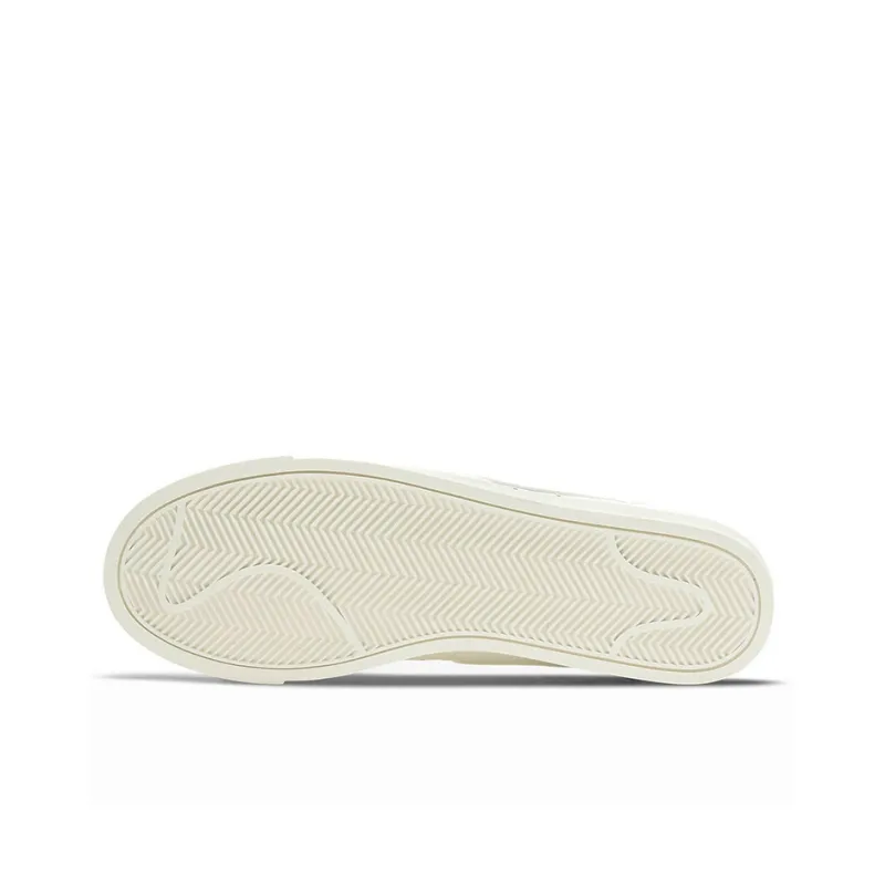 Nike Blazer Low Le Sail Leather Women's-5