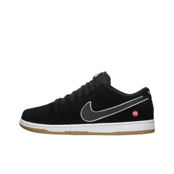 Nike SB Dunk Low Quartersnacks
