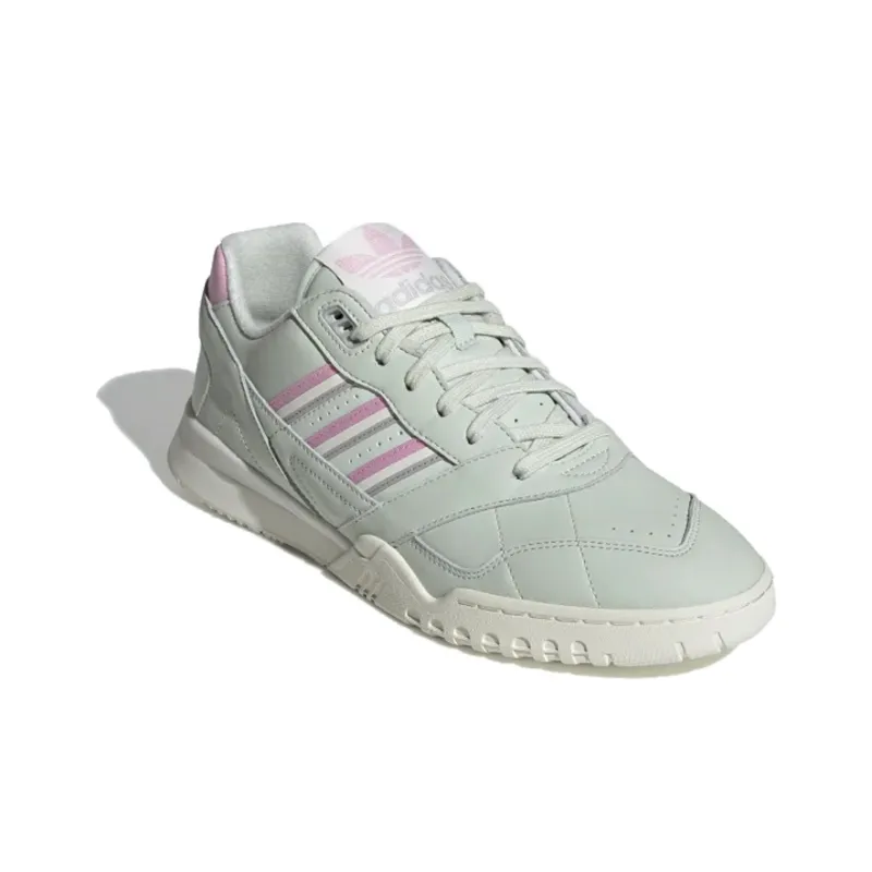 Adidas A.R. Trainer Linen Green-1