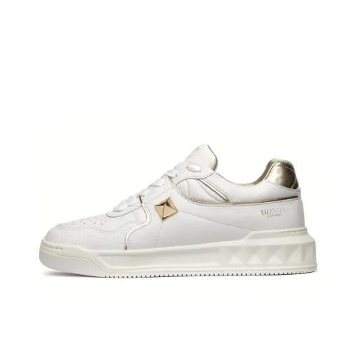 Valentino One Stud Skateboard Shoes Women's Low-Top White