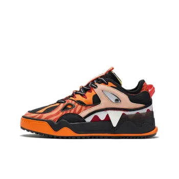 LiNing CF Twinkle Star Low Top Skateboard Shoes Women's Black Orange