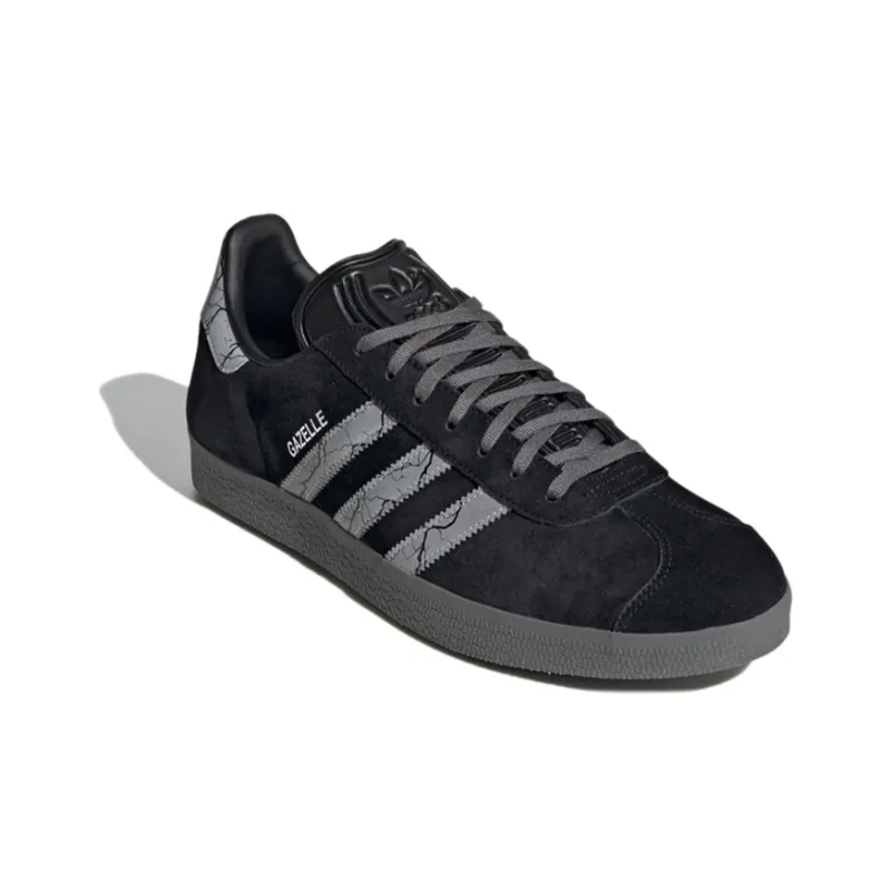 Adidas Gazelle Star Wars The Mandalorian Darksaber-2