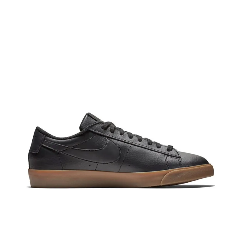 Nike Blazer Low Le Black Gum-2