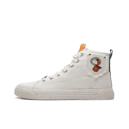 SNOOPY x Anta Life Collection Durable Breathable High Top Skateboard Shoes Men's Ivory White