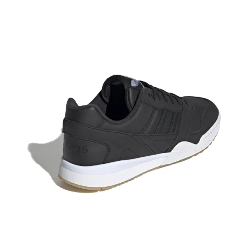 Adidas A.R. Trainer Core Black-2