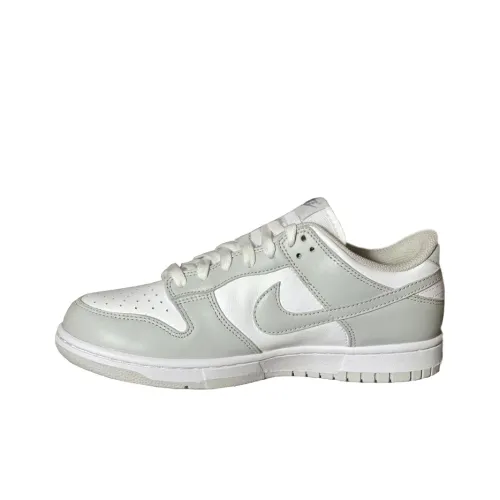 Nike Dunk Skateboard Shoes Women's Low-Top Gray White