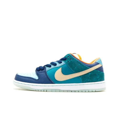 Nike SB Dunk Low MIA Skate Shop