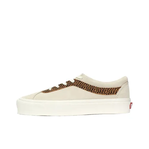 Vans Bold Skateboard Shoes Women's Low-Top Leopard/White