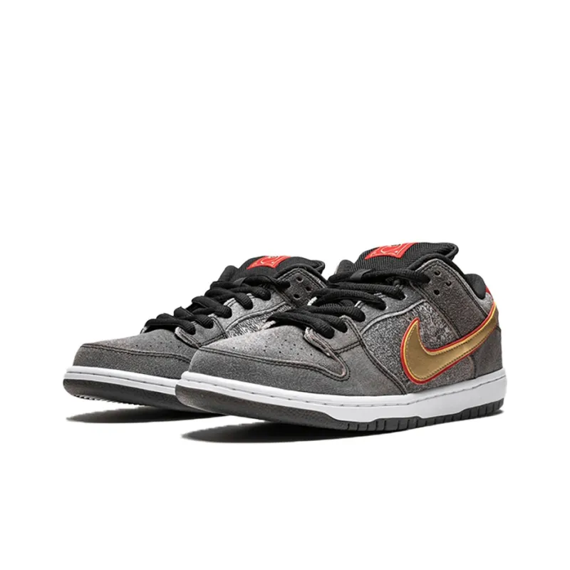 Nike Sb Dunk Low Beijing Metallic Gold-2