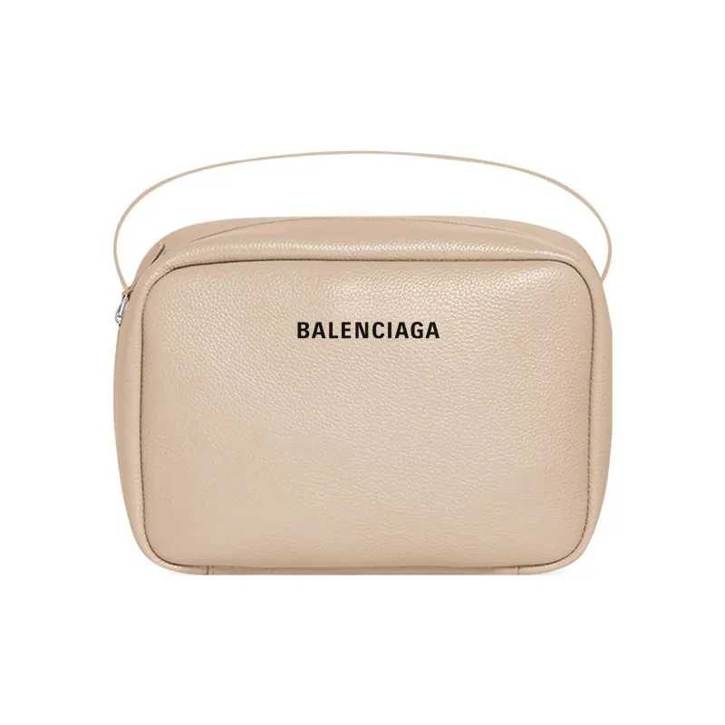 Balenciaga Everyday Grained Calfskin Camera Bags Crossbody Bag Shoulder Bag Women's Sand-0
