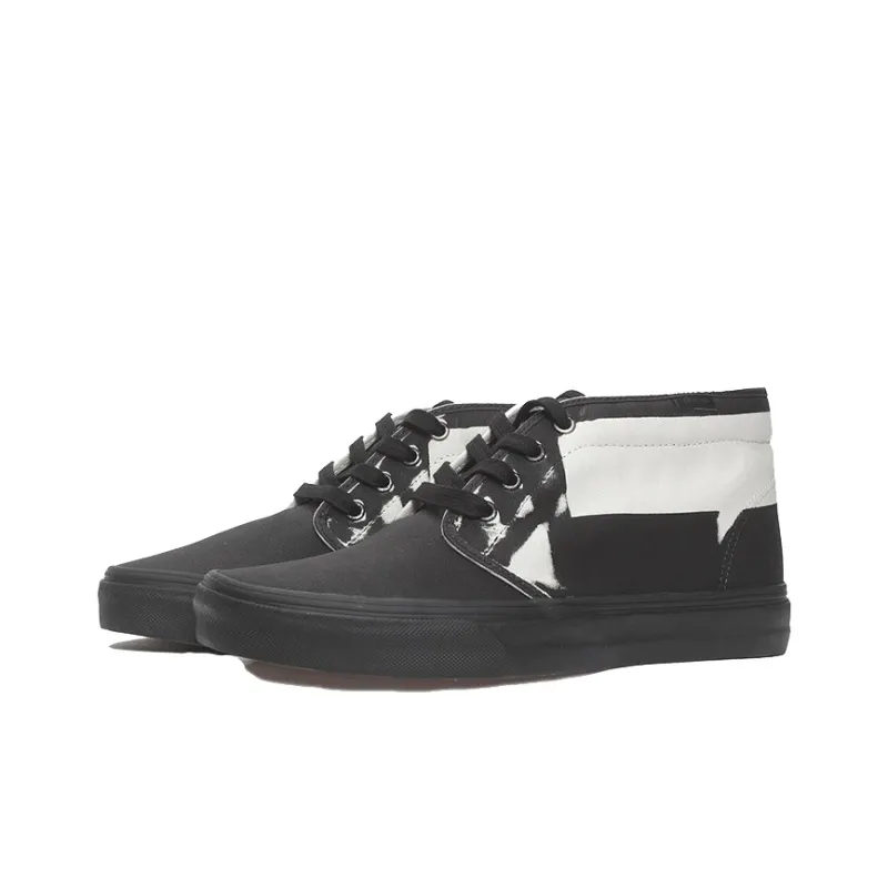 Vans Chukka Shoes Black/White-3