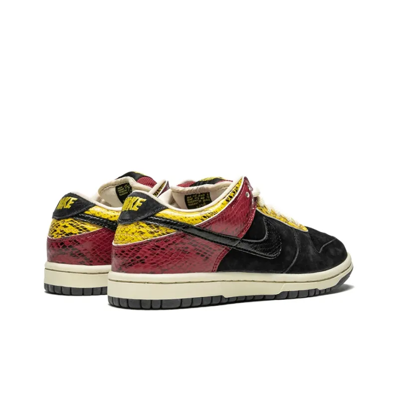 Nike Sb Dunk Low Coral Snake-2