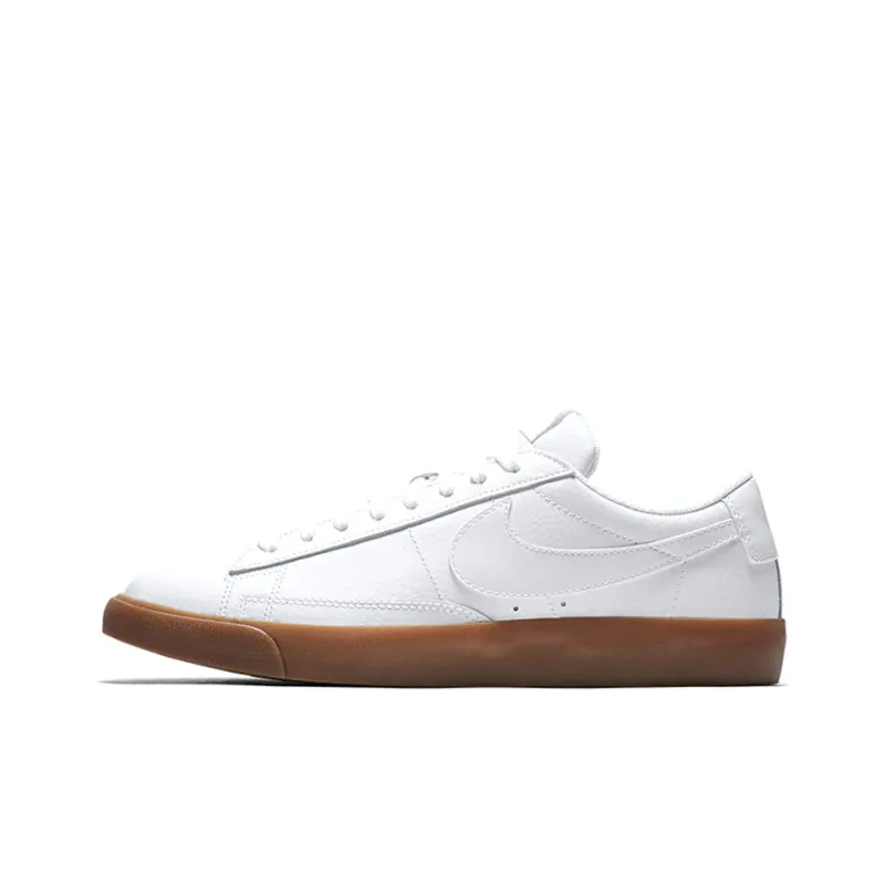 Nike Blazer Low Le 'Gum Med Brown'-0