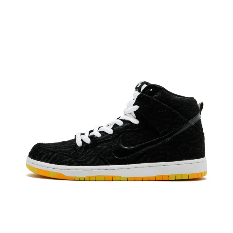 Nike SB Dunk High Pro Skunk-0