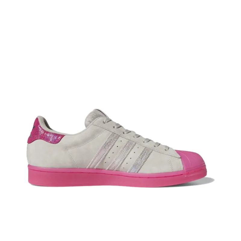 Adidas Originals Superstar Chicago Plays Harder Chicago Works Harder-1