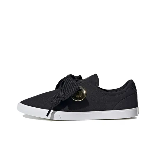 Adidas Originals Sleek Skateboard Shoes Women's Low-Top Black/Gold