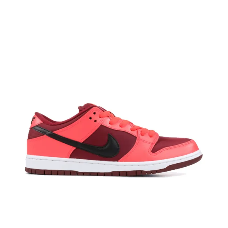 Nike SB Dunk Low Laser Crimson-1