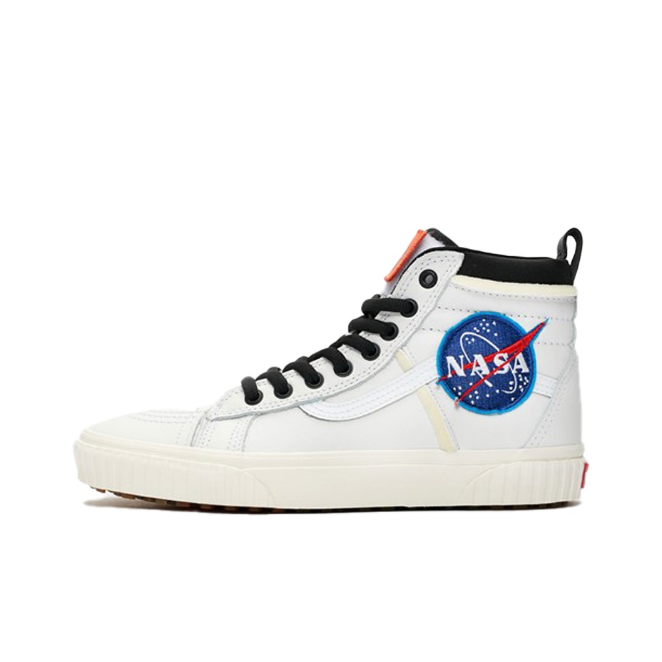 Complexcon shop convertire vans nasa