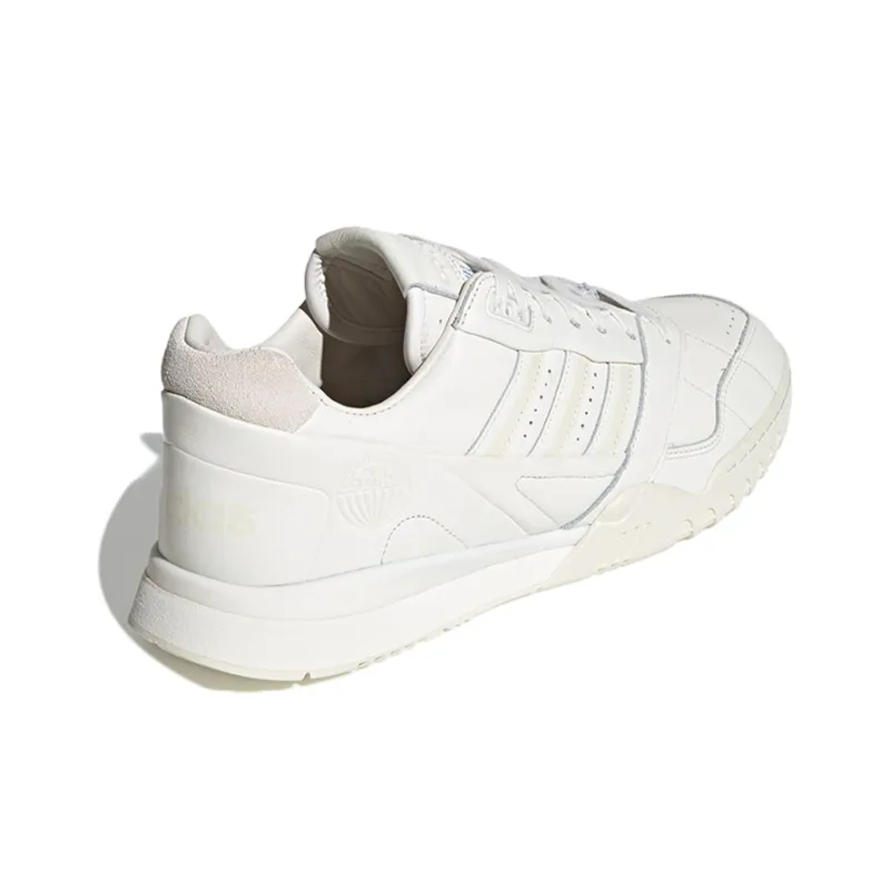 Adidas A.R. Trainer Off White-3