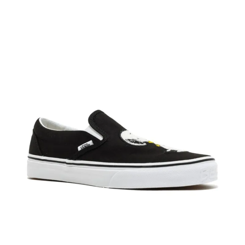 Vans Peanuts X Classic Slip On-1