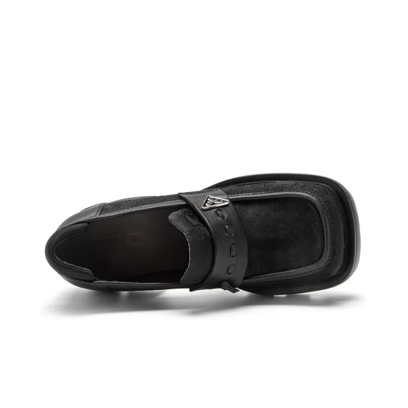 MIO Loafers Women's Low Top Black White/Black-10