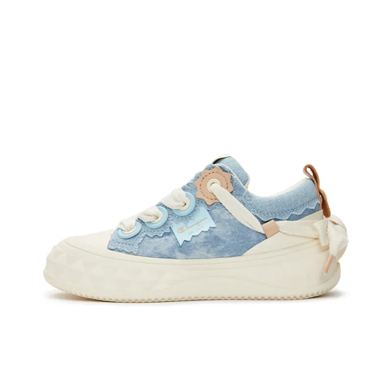 Champion Low Top Skateboard Shoes Women's Light Blue-0