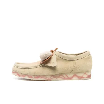 Clarks Men's Casual Shoes Men's Sandy Beige