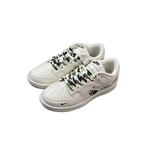 A BATHING APE x Nike SB Dunk Low Slip Resistant Low Top Skateboard Shoes Men's White