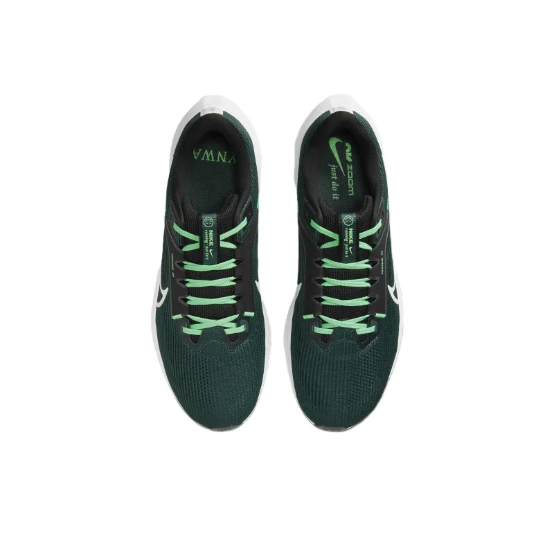 Nike Air Zoom Pegasus 40 'Liverpool FC'-3