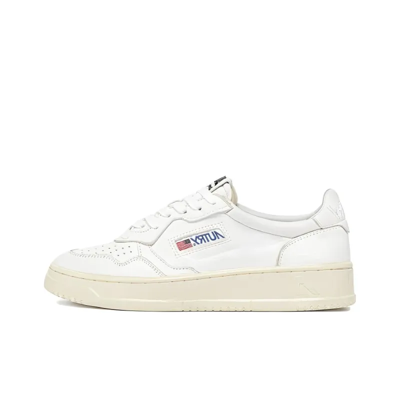 AUTRY Medalist Leather Sneakers-0