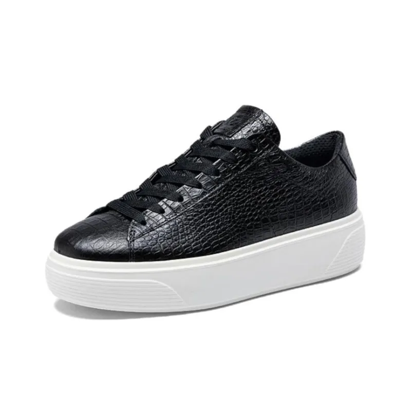 Ecco Low Top Skateboard Shoes Women's Black-1