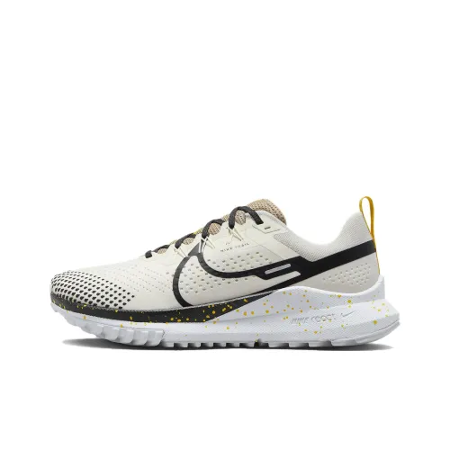 Nike Pegasus Trail 4 Running Shoes Men Low-Top Beige/Black/White