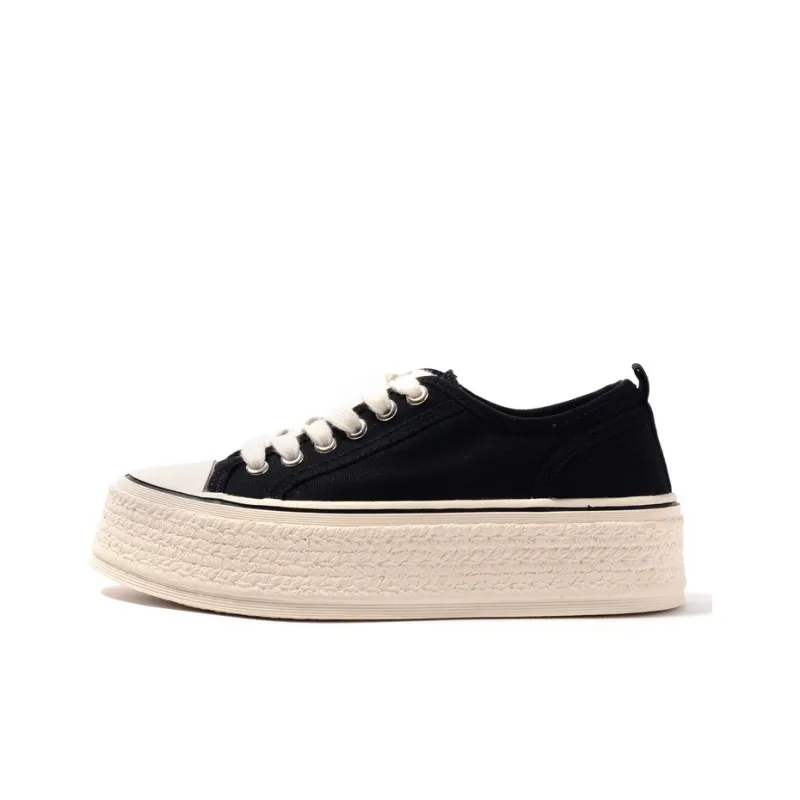 STEVE MADDEN Kiag Low-Top Canvas Shoes Women's Beige Black-0