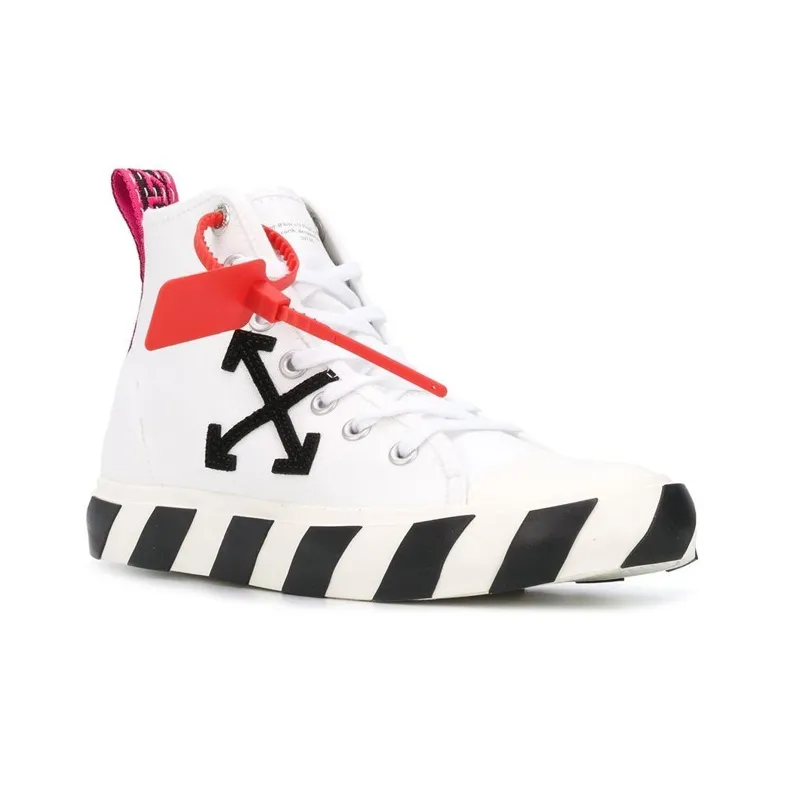 OFF WHITE Arrows Patch White-1