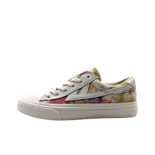 WARRIOR Canvas Shoes Women's Low-Top Red Floral Fabric Beige