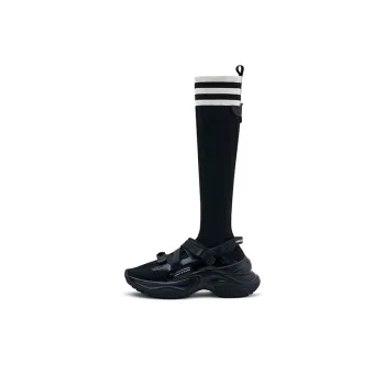 HALF AWAKE Chunky Sneakers Women's Low-Top Black