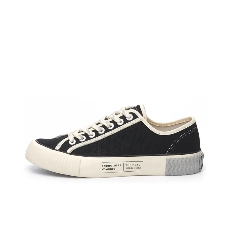 Excelsior Canvas Shoes Unisex Low Top Classic Black-0