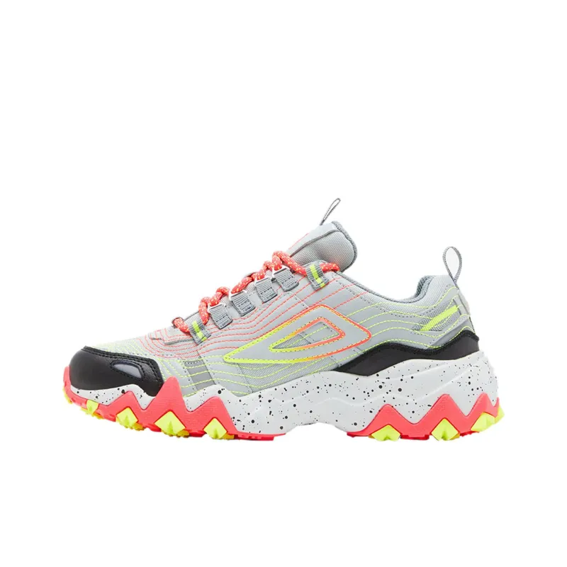 FILA Oakmont Tr Anti Slip Wear Resistant Low Top Chunky Sneakers Women's Gray Red-0
