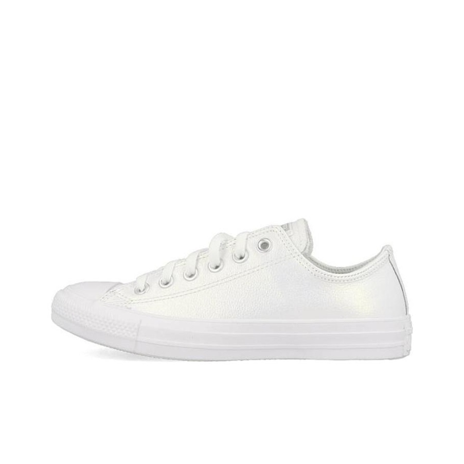 Chuck taylor triple white sale