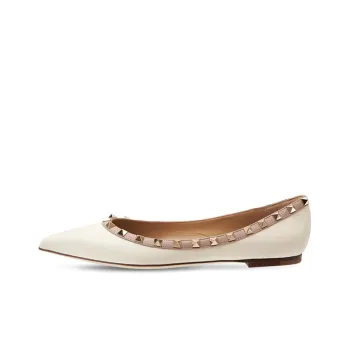 Valentino ROCKSTUD Casual Single Shoes Women's Ivory