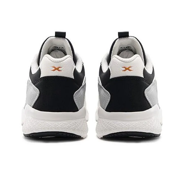 XTEP Waterproof Cushioning Lightweight Abrasion Resistant Slip Resistant Low Top Chunky Sneakers Men's White Black Gray-3
