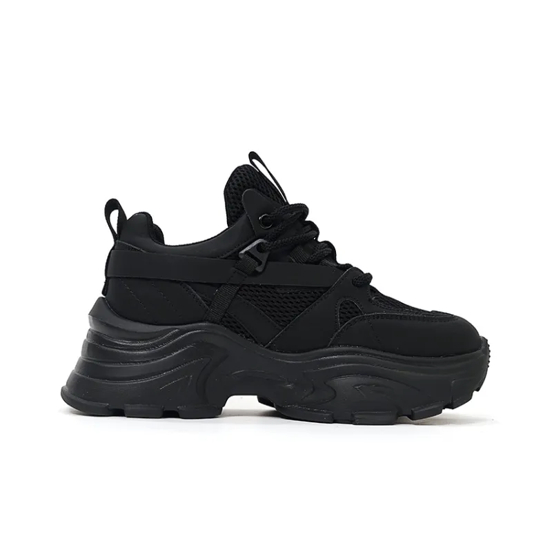 IN&IN Chunky Sneakers Women's Low Top Black/White-10