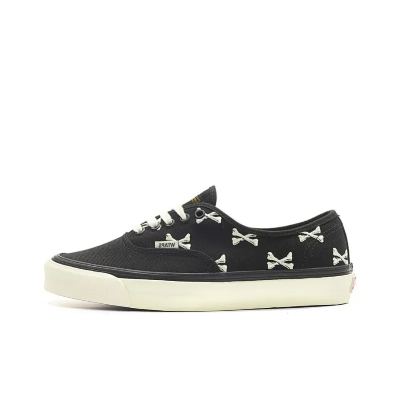 Vans Authentic Wtaps Black Crossbones-0